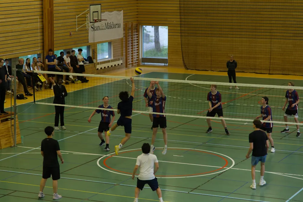 Volleybollturneringens brist på regler En stor fara
